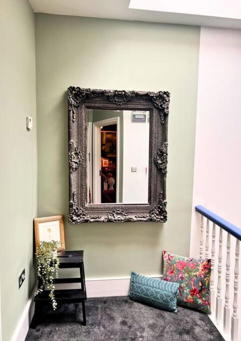 The Sycamore Retreat - Hampstead London Bagian luar foto